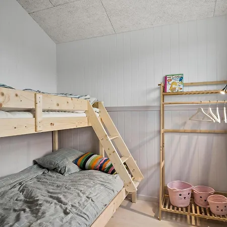 3 Bedroom Stunning In * Frorup