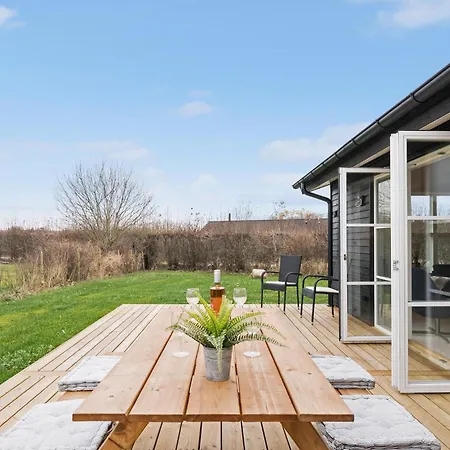 3 Bedroom Stunning In Holiday home *