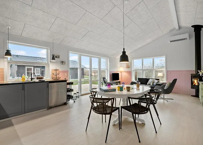 Holiday home 3 Bedroom Stunning In Frorup