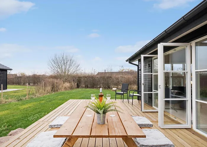 3 Bedroom Stunning In Holiday home *